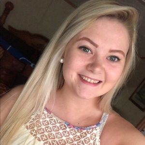 Meet your Posher, Tessa